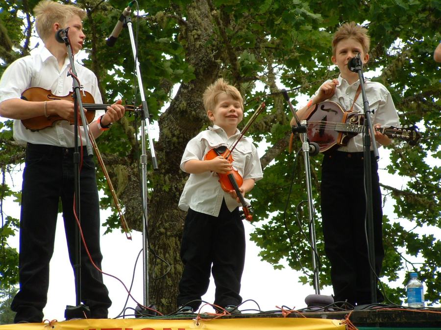 The Goldman Family @ the Siskiyou Folk and Bluegrass Festival